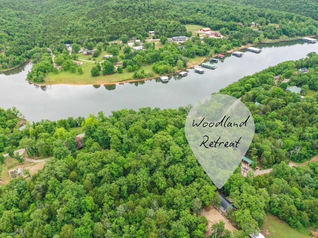 Woodland Retreat- Secluded, Hot-Tub