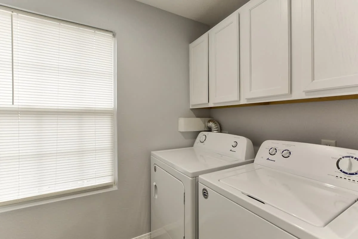 In-unit washer & dryer!