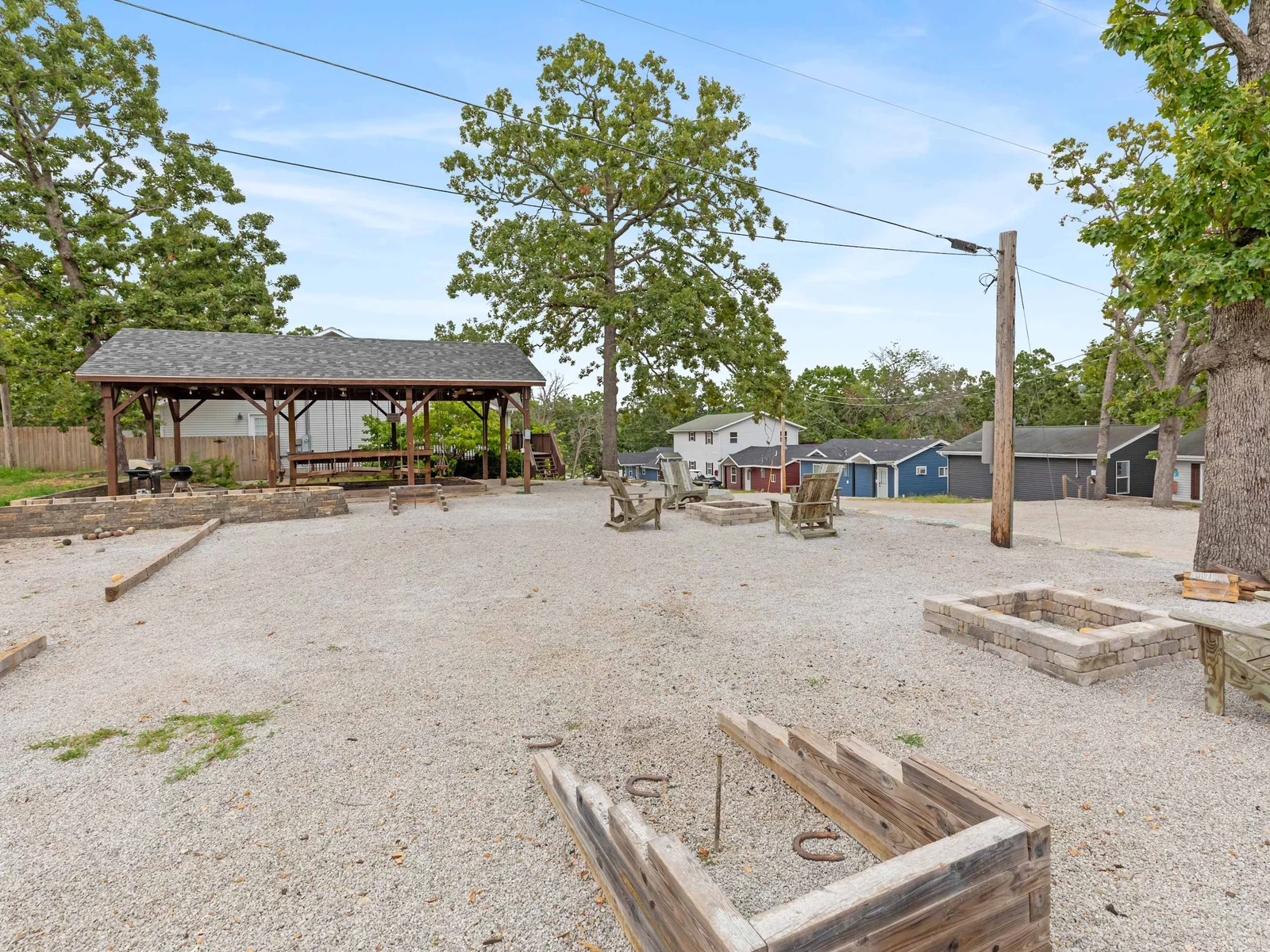 Game area with horseshoes