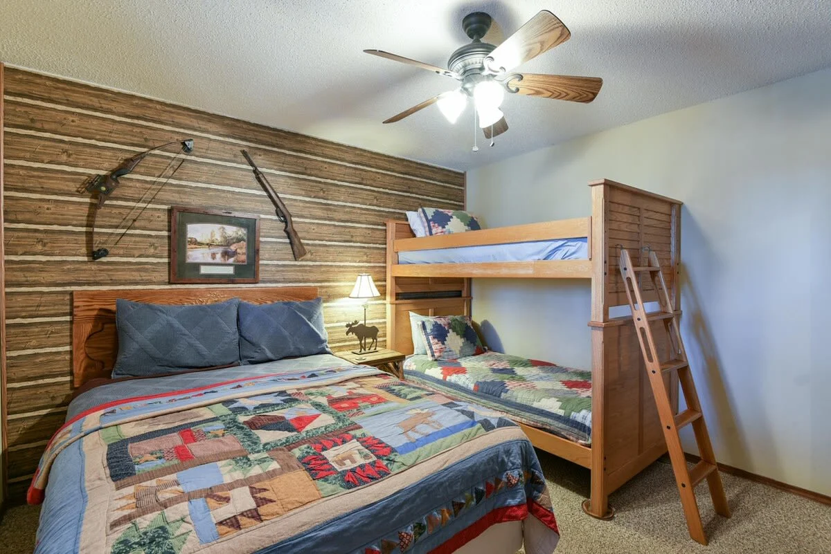 Twin over twin bunk & Queen bed