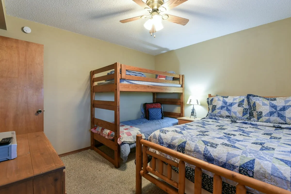 Twin over twin bunk & Queen bed