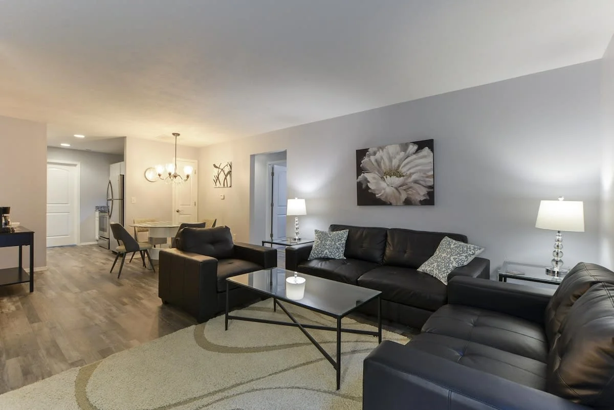 Glam R Us – Pool – Fabulous Location! Must Stay!
