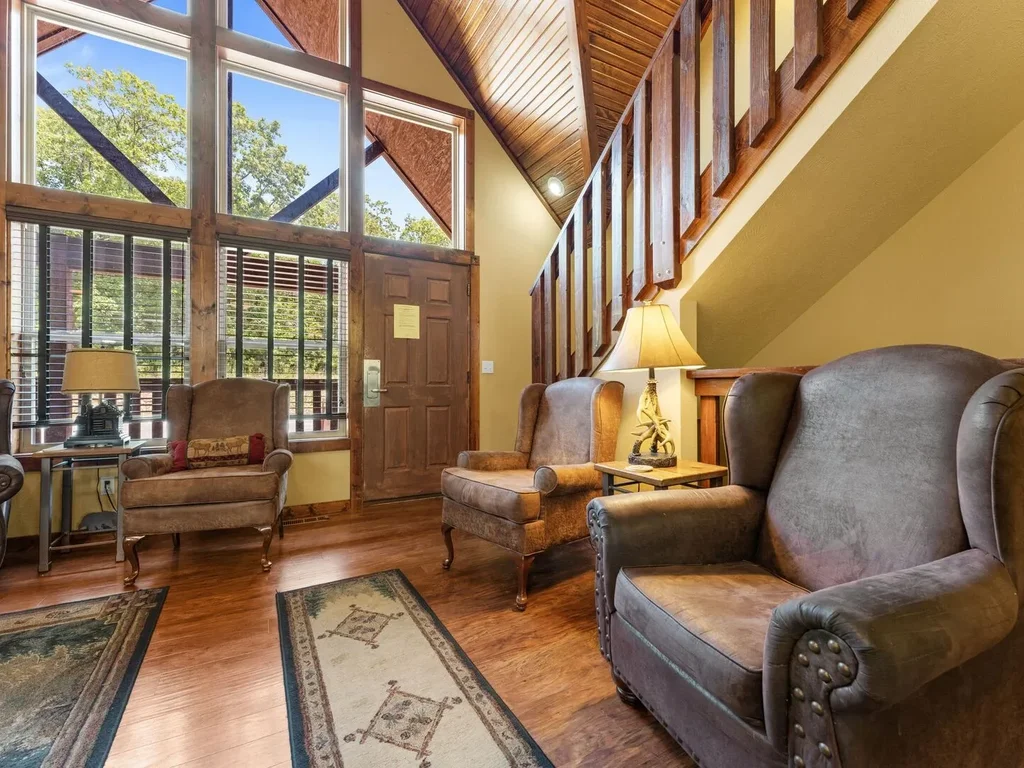 Makin Memories Lodge-Sleeps 14