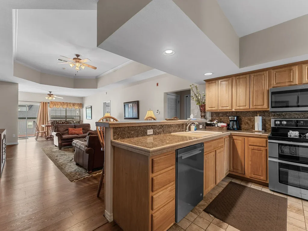 Green Mountain Grand Condo