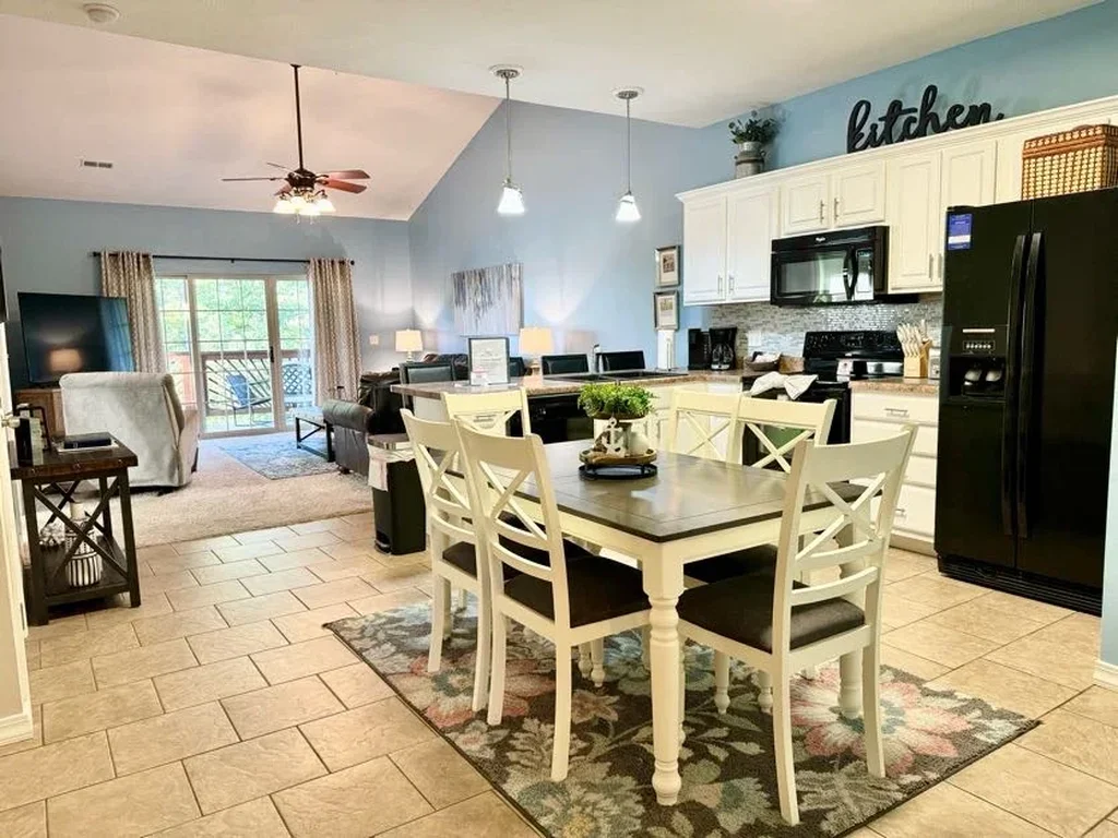 Sunset Sip & Chill
