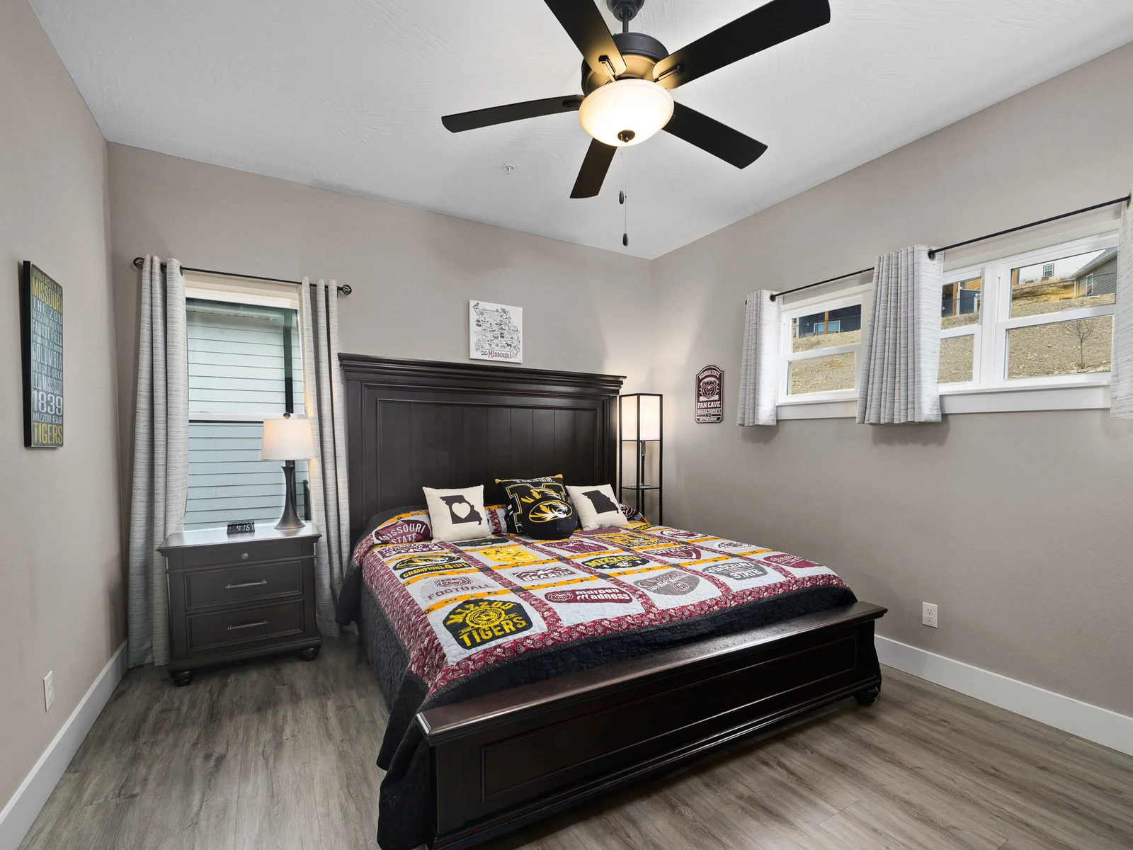 Main level: Missouri room with King bed, en suite ADA accessible bathroom