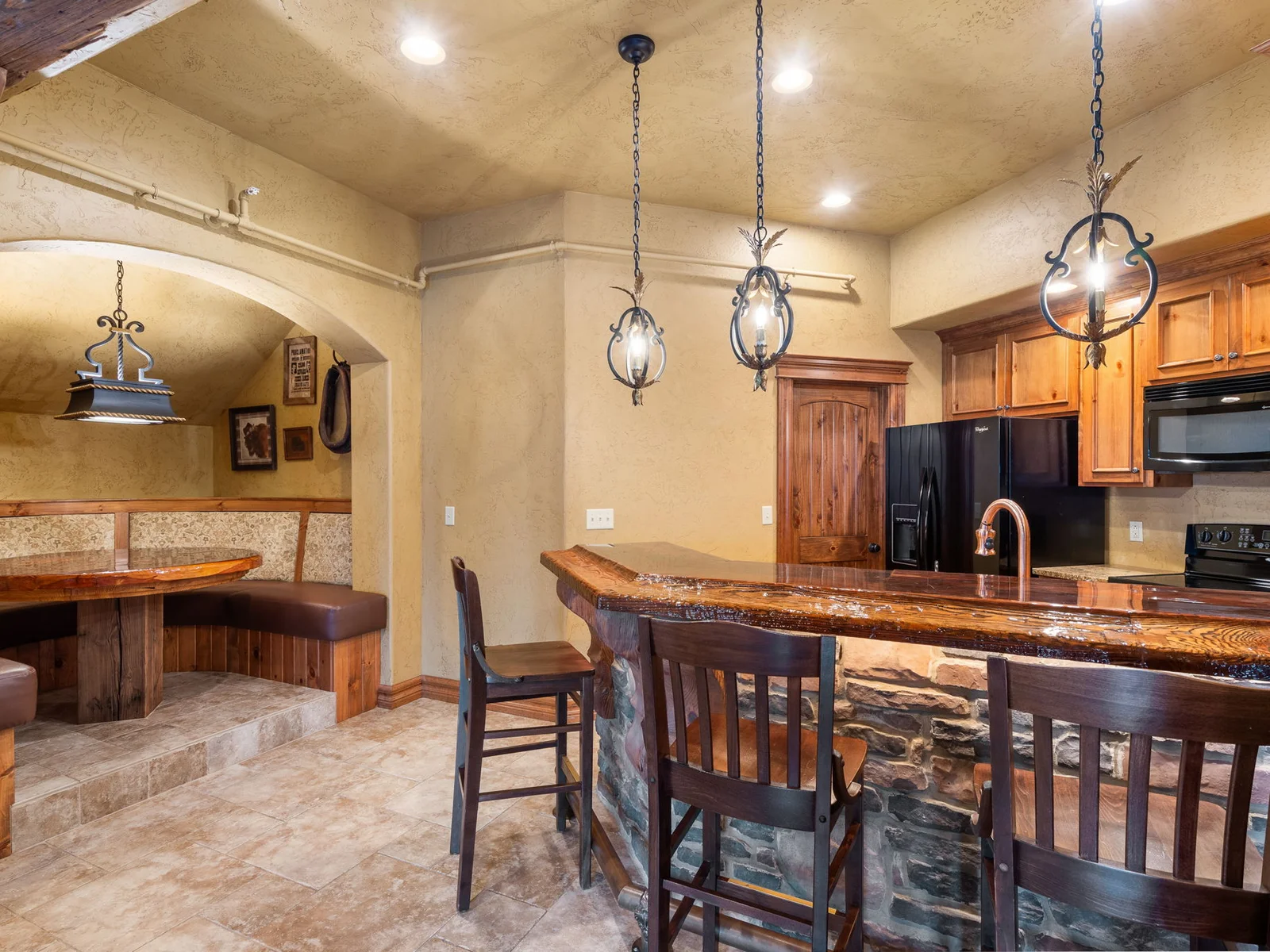 lower level dining and kitchen