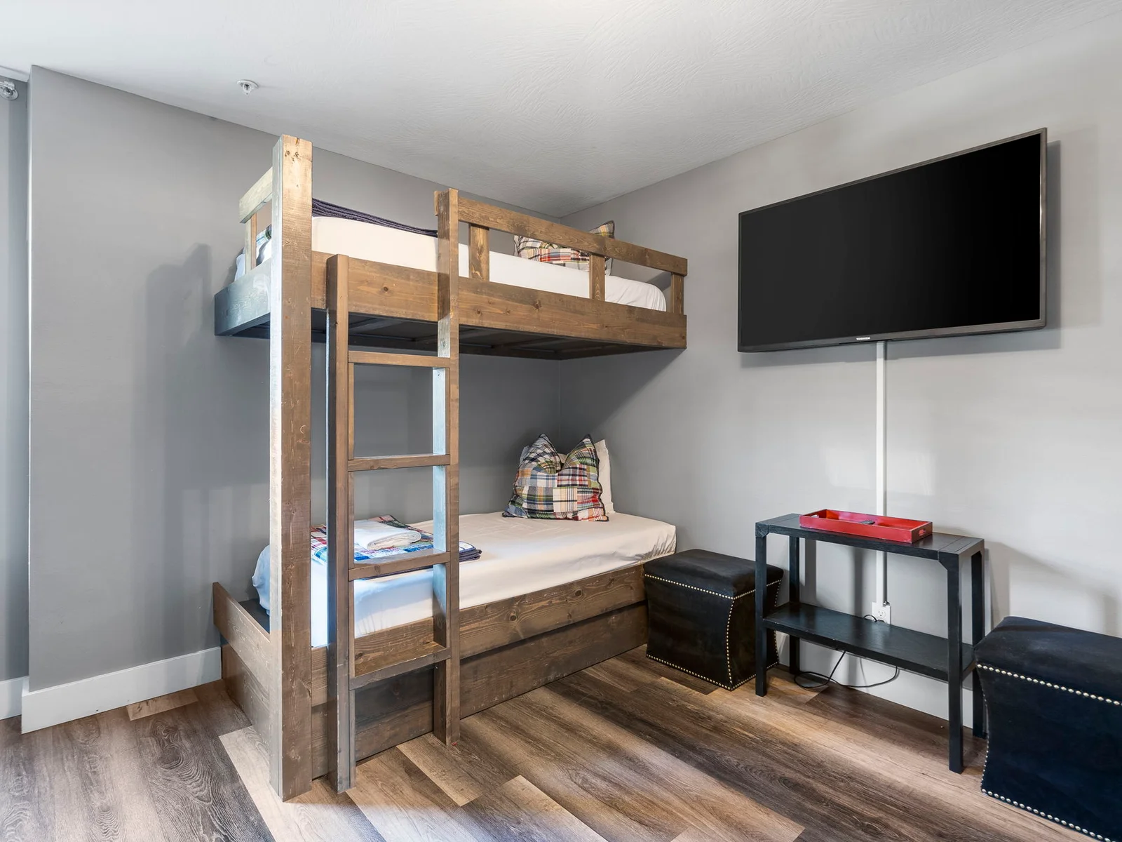 Builtin bunks