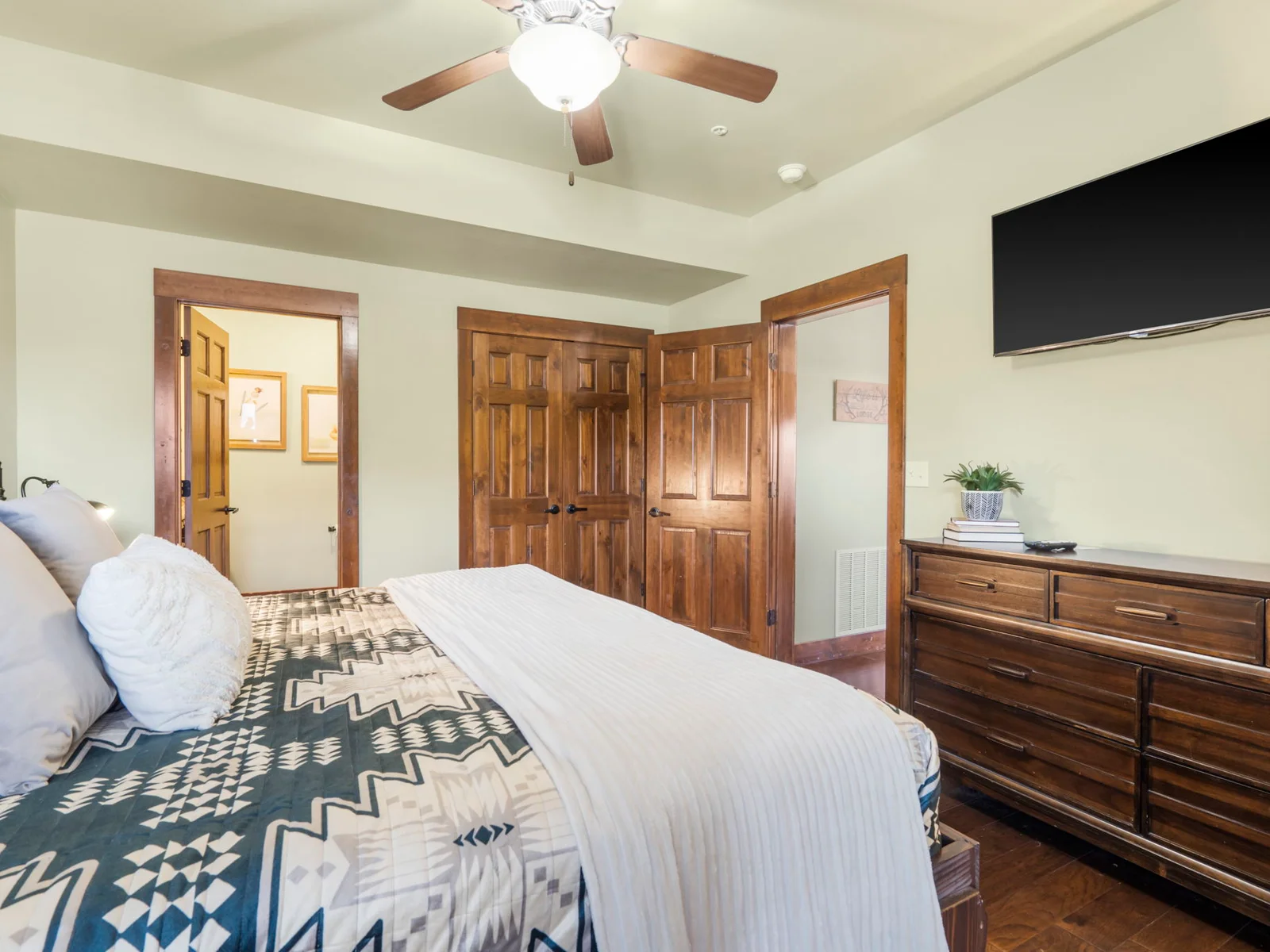 King bedroom #5