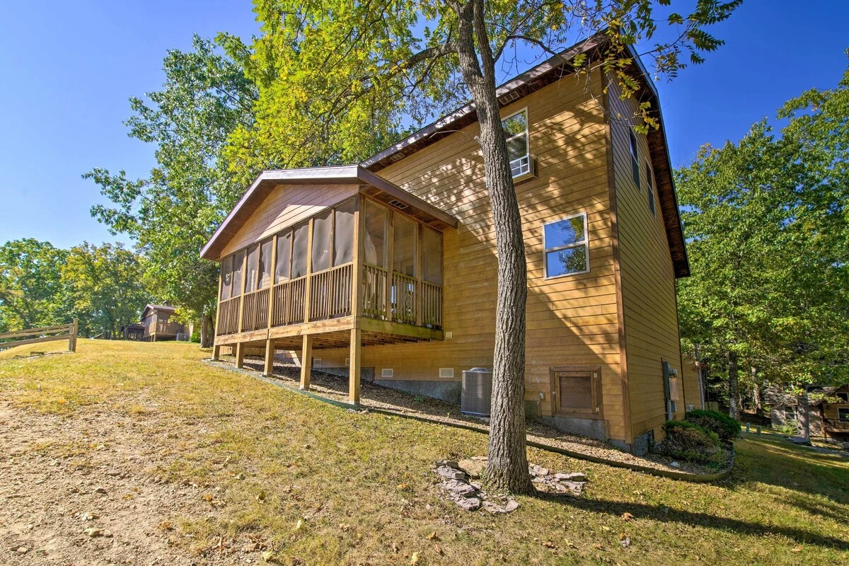 Exterior Back of Cabin