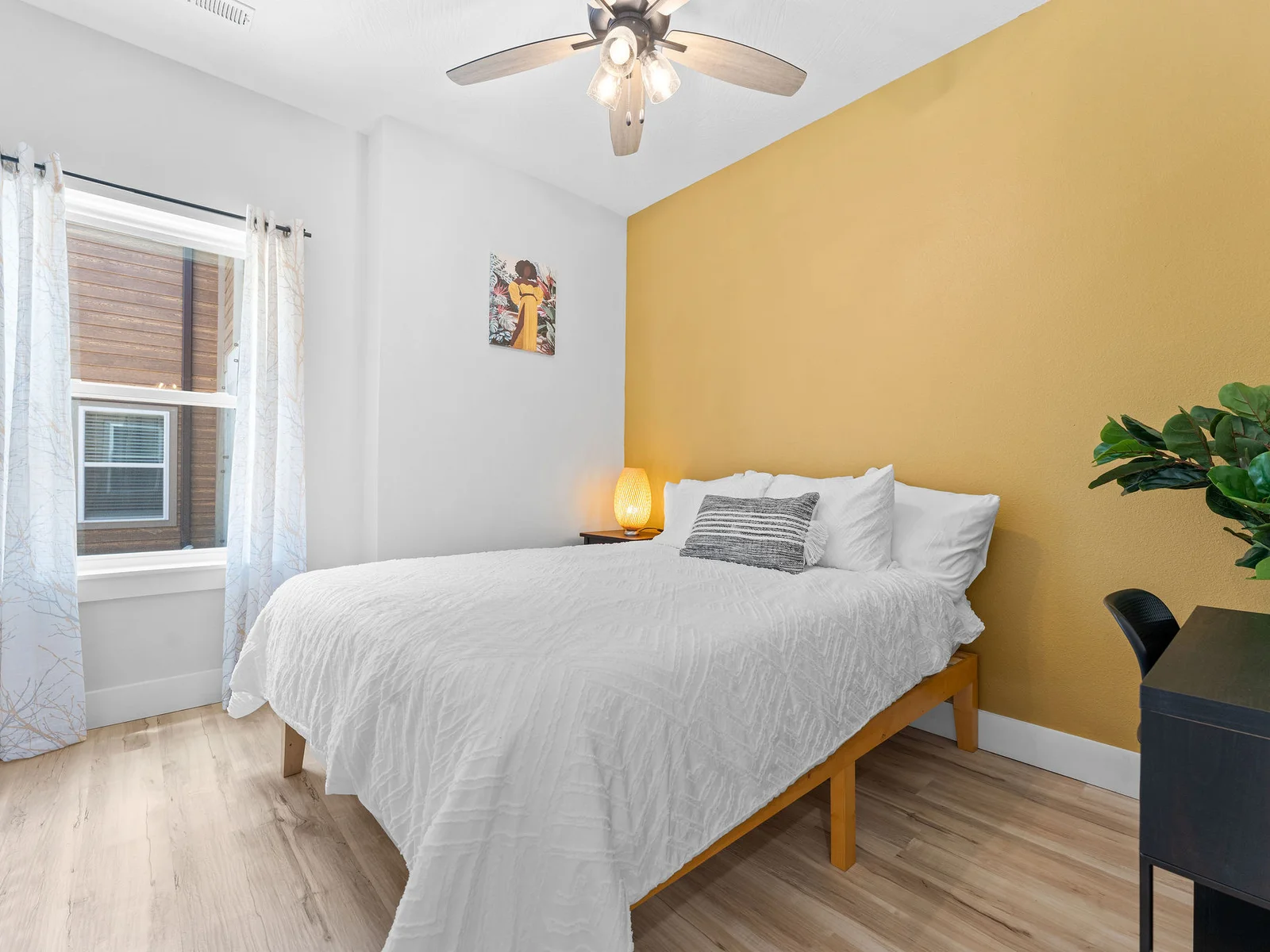 Lower level queen bedroom #2