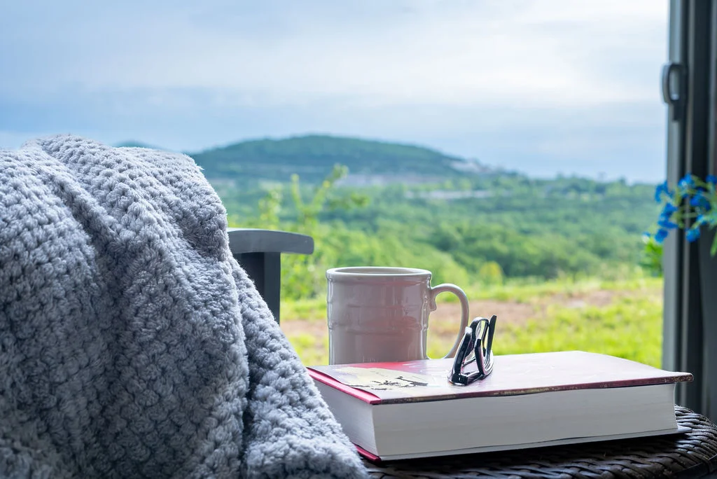 Quiet spot to enjoy your favorite morning beverage, while you reflect before a busy day in Branson