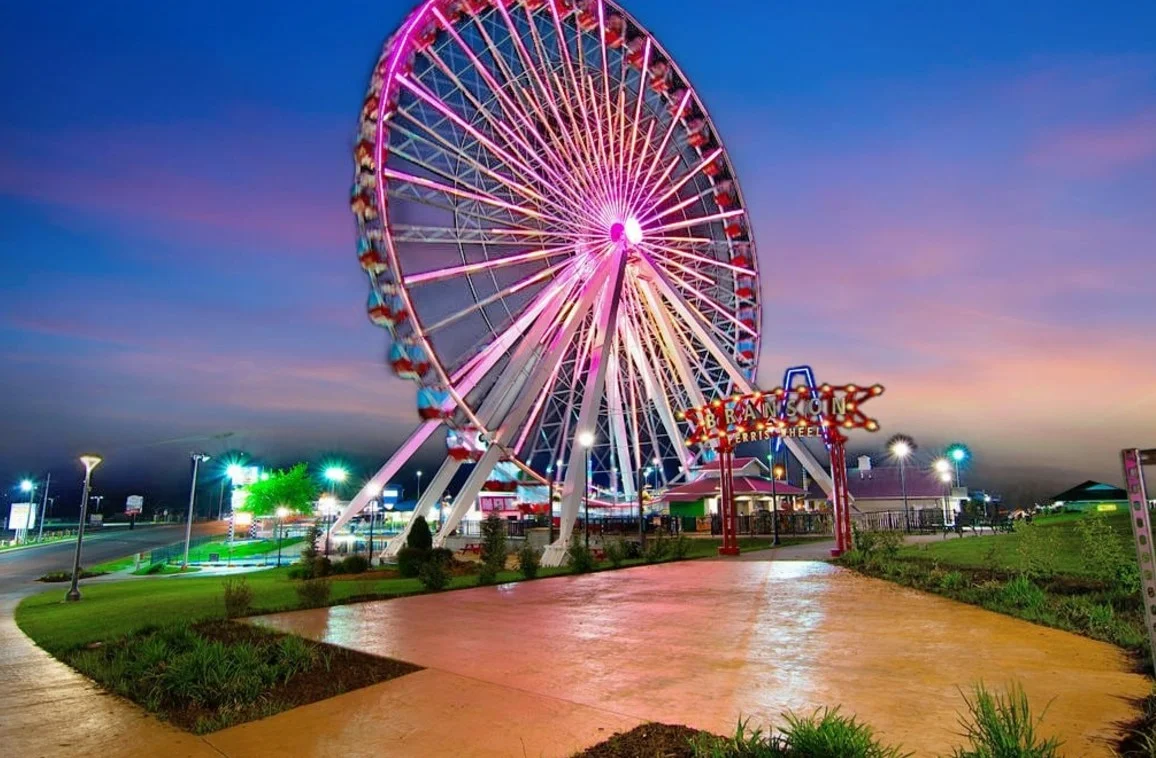 The Branson Ferris Wheel lights up the Strip just minutes from your stay.