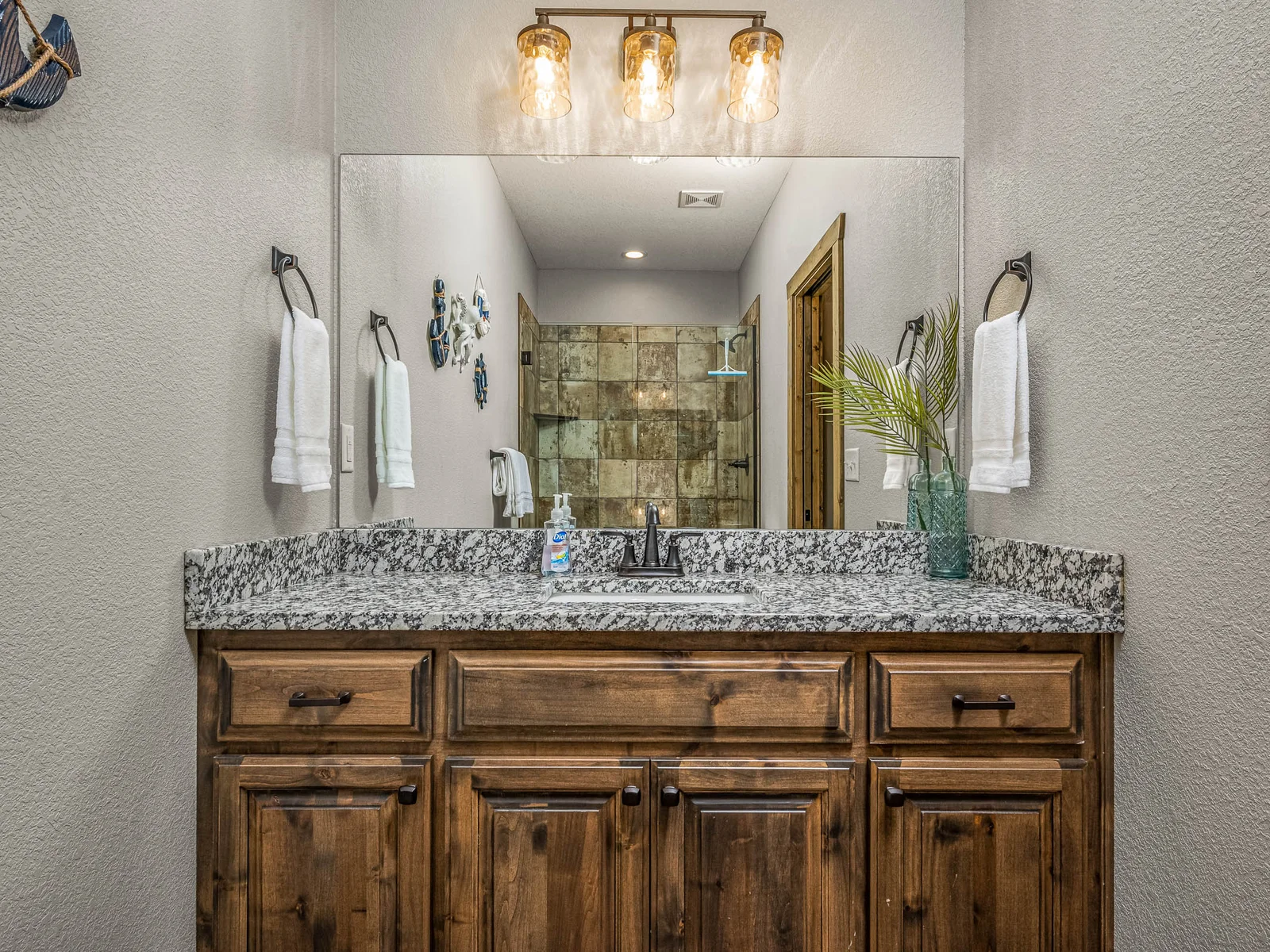 Bathroom connected to King #1