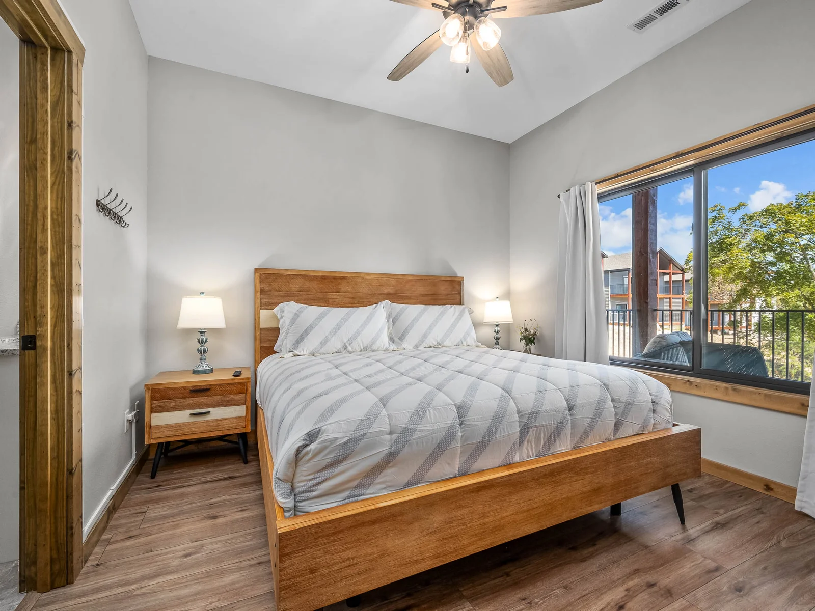 Lower level King bedroom #4 with Jack and Jill bathroom