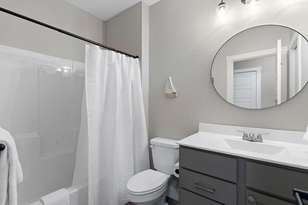 Ensuite bath