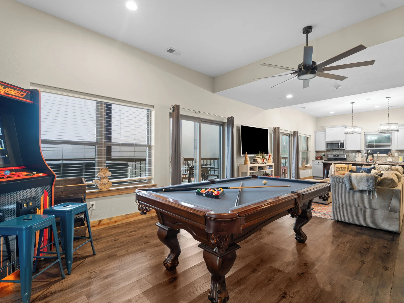 This rec room has pool, shuffleboard, arcade and console games, and board games!