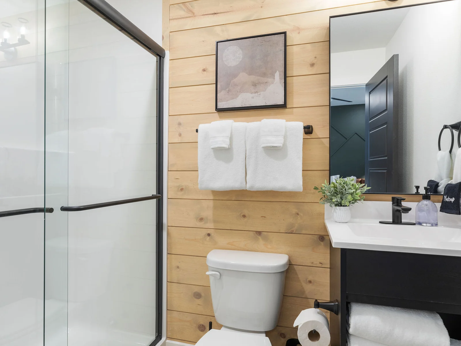 King #5 bathroom