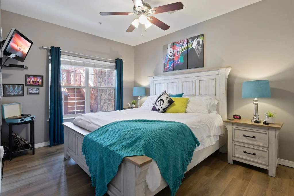 The Music Room - King bed decorated in a music theme and cool artwork