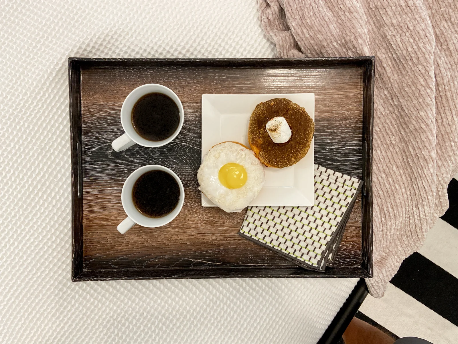 Breakfast in bed never seemed so delicious!