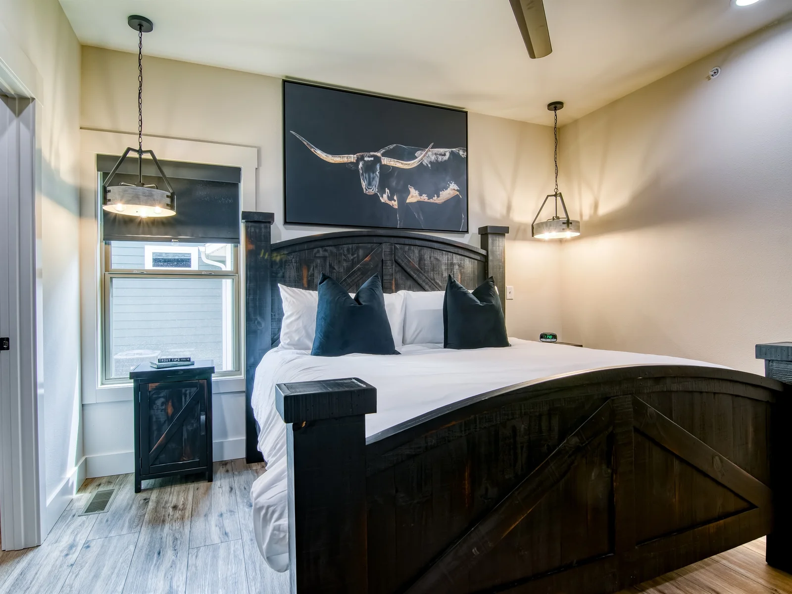 King #2 with attached bathroom also accessible from the hall