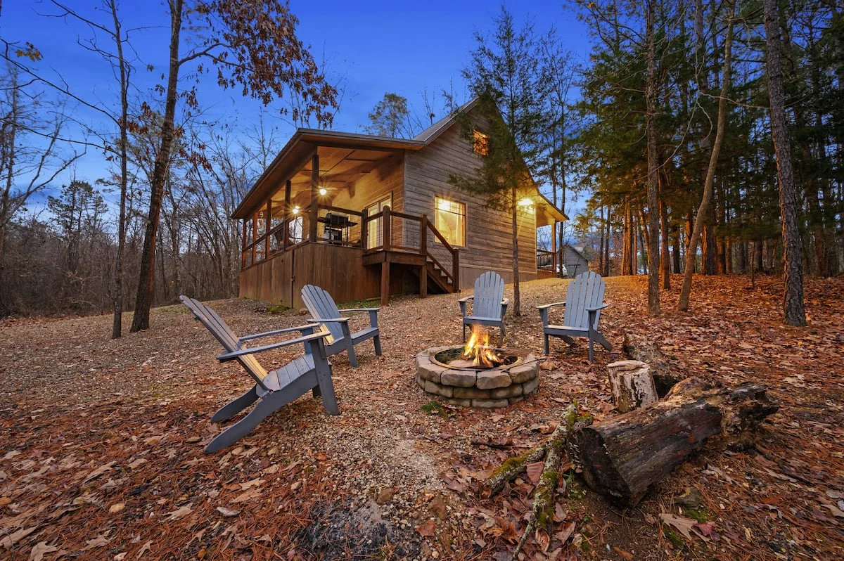 Squatch Watch Lodge – Broken Bow