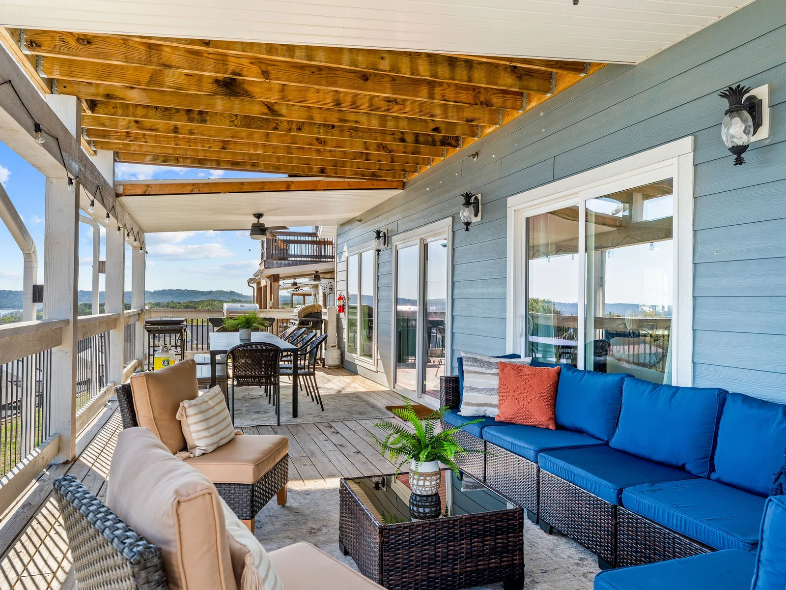 Plenty of seating on the back deck!