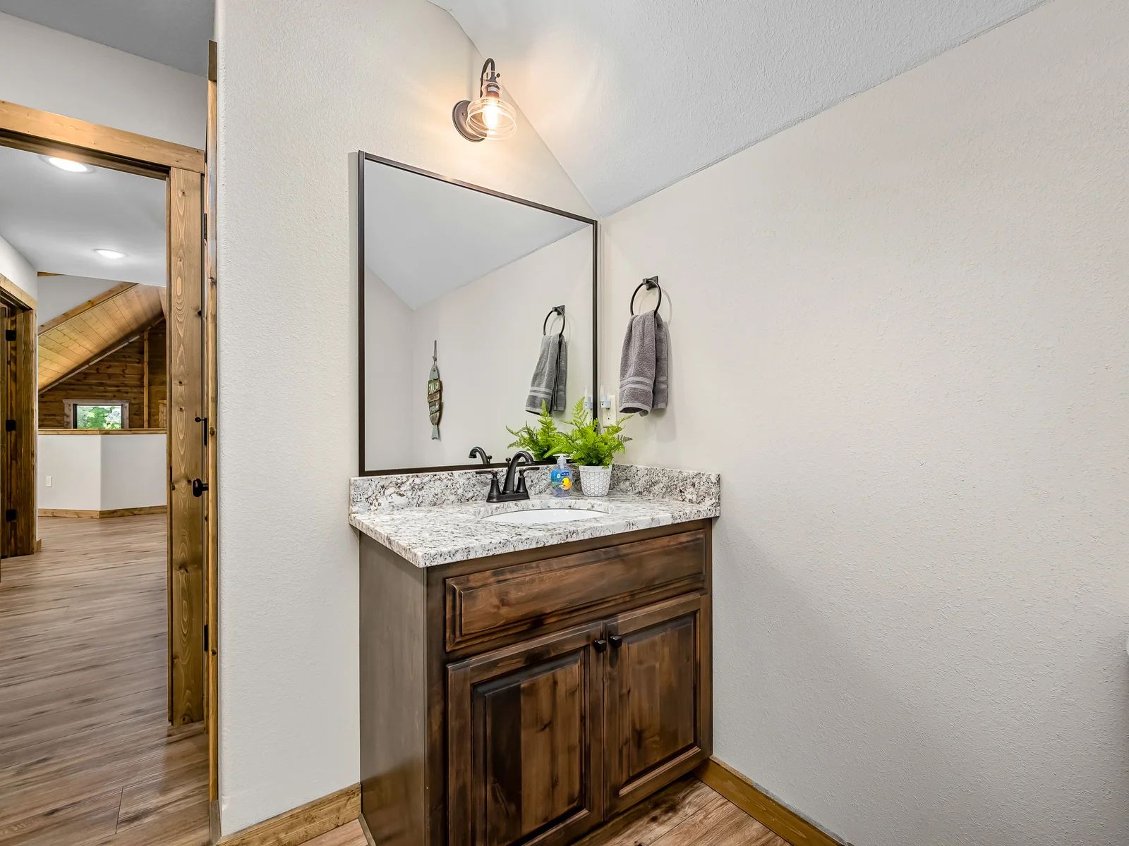 Upper level guest bathroom
