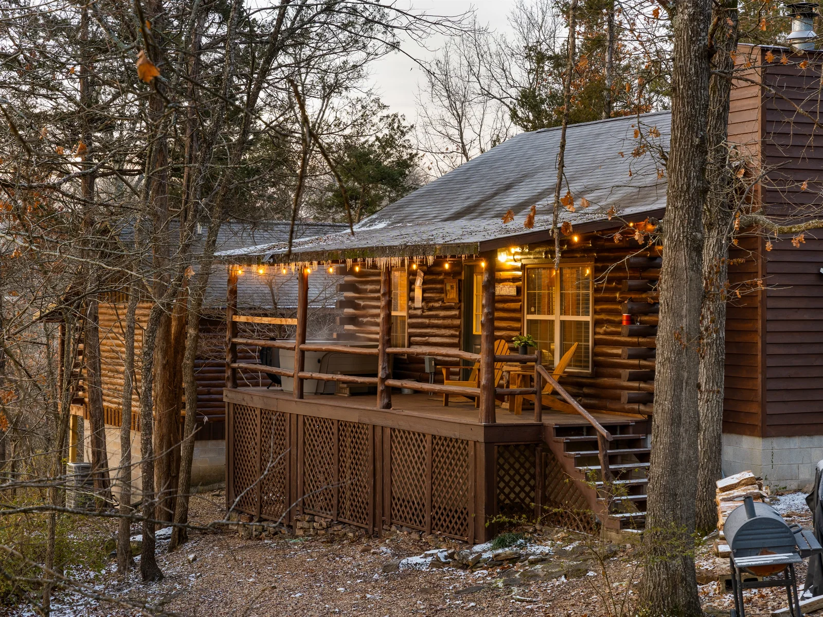 Luxurious deck, unforgettable views, and pure romantic vibes