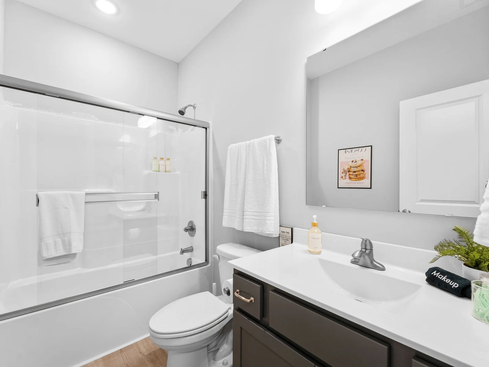 Kid's bathroom