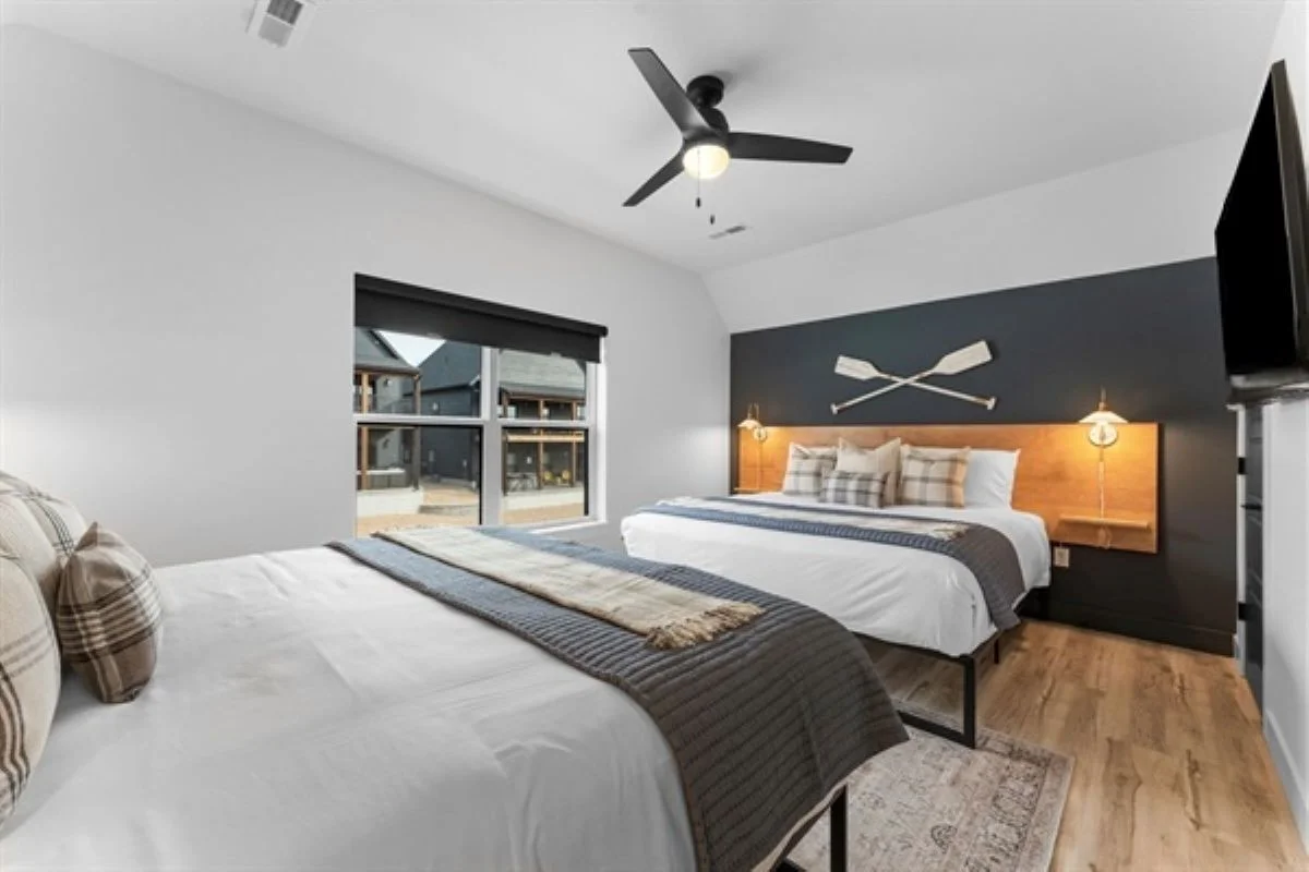 Upperl level double king bedroom #2 w/ ensuite bath