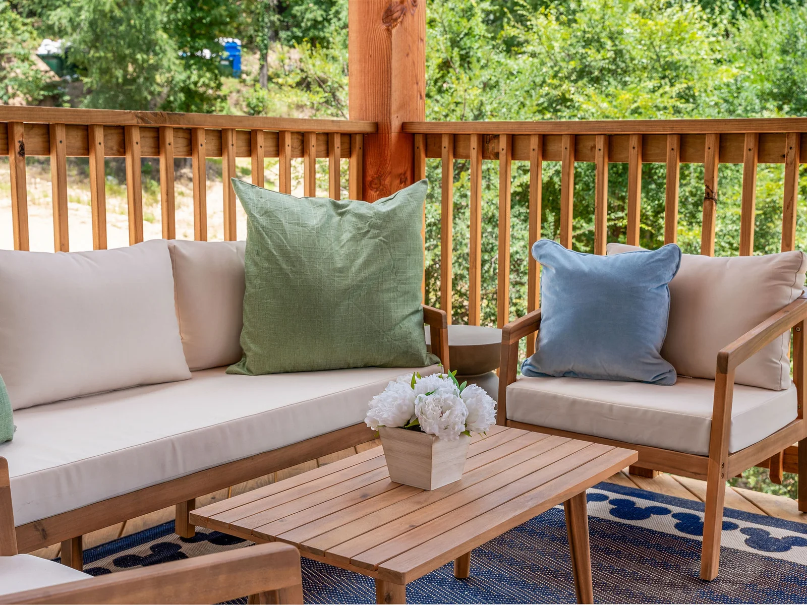 Relax outdoors and make lasting memories in this cozy patio retreat. ✨