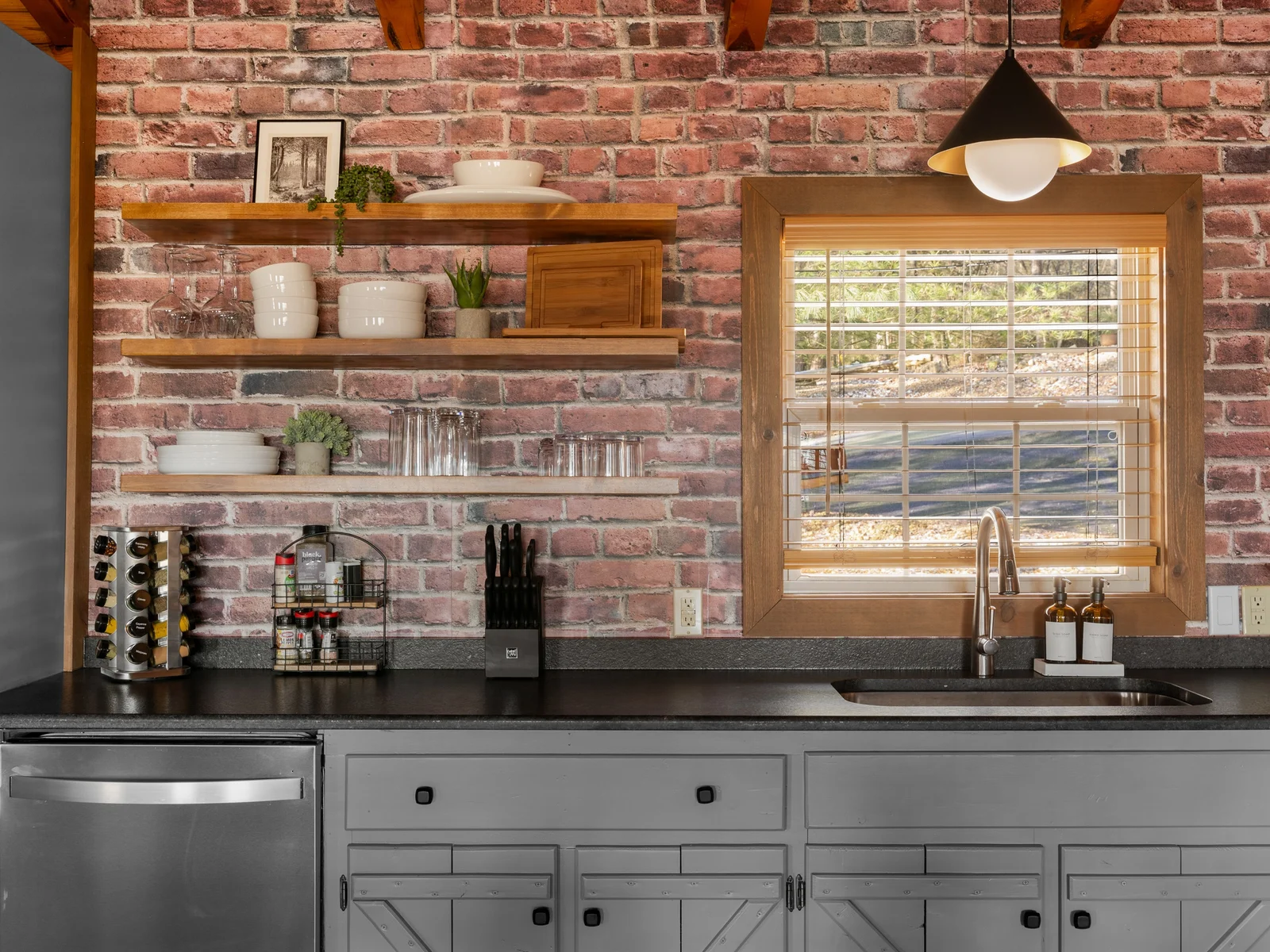 Cook, create, and be inspired in this sleek kitchen retreat
