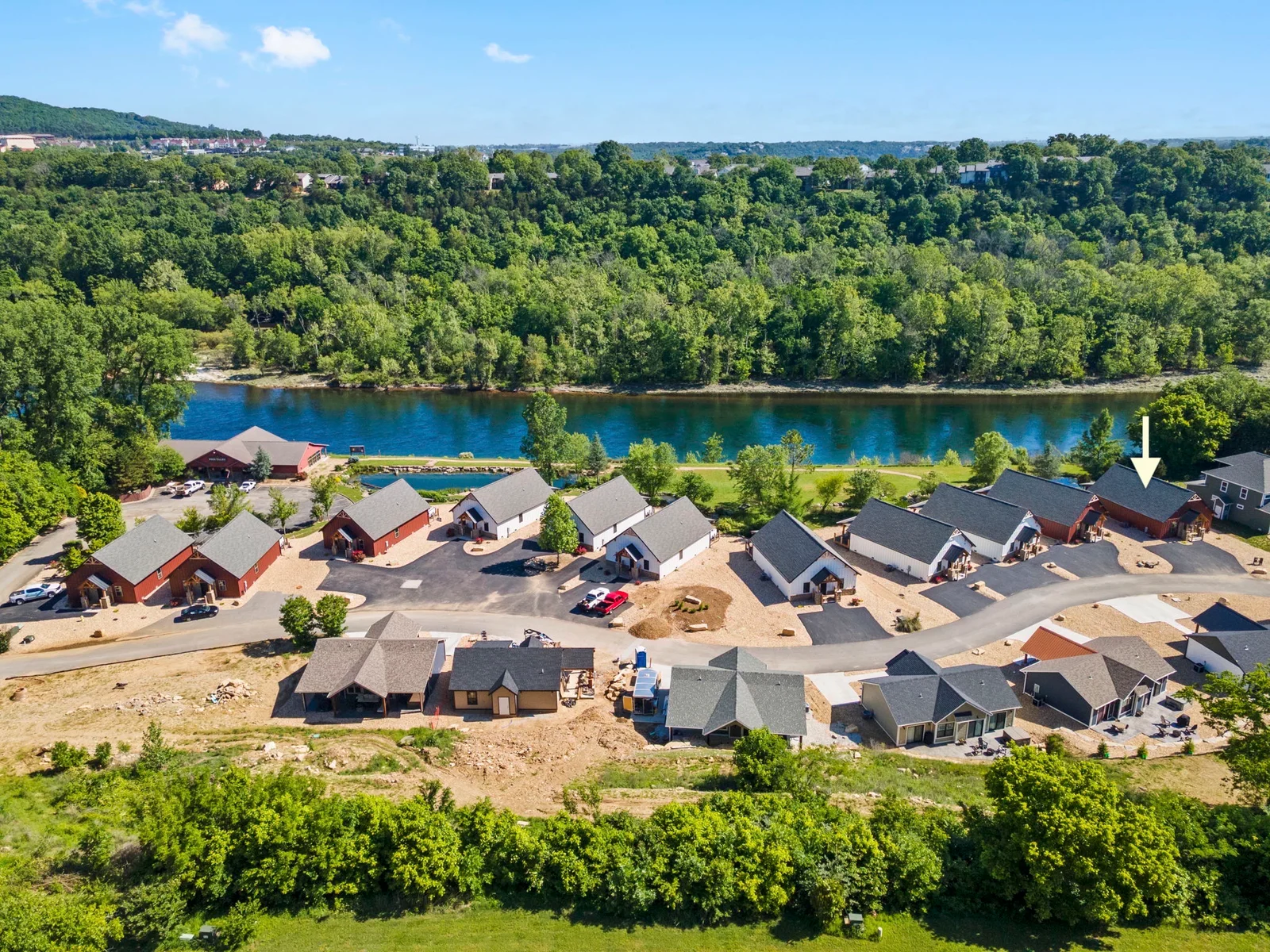 Right on Lake Taneycomo!