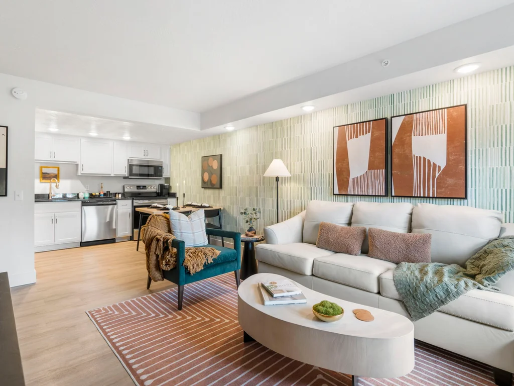 NEW! Downtown Cityside Escape