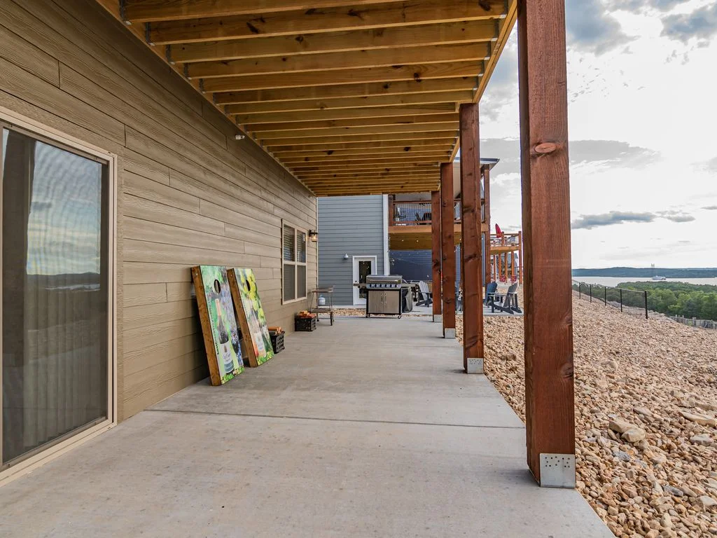 Great outdoor space with giant Jenga and Corn Hole!