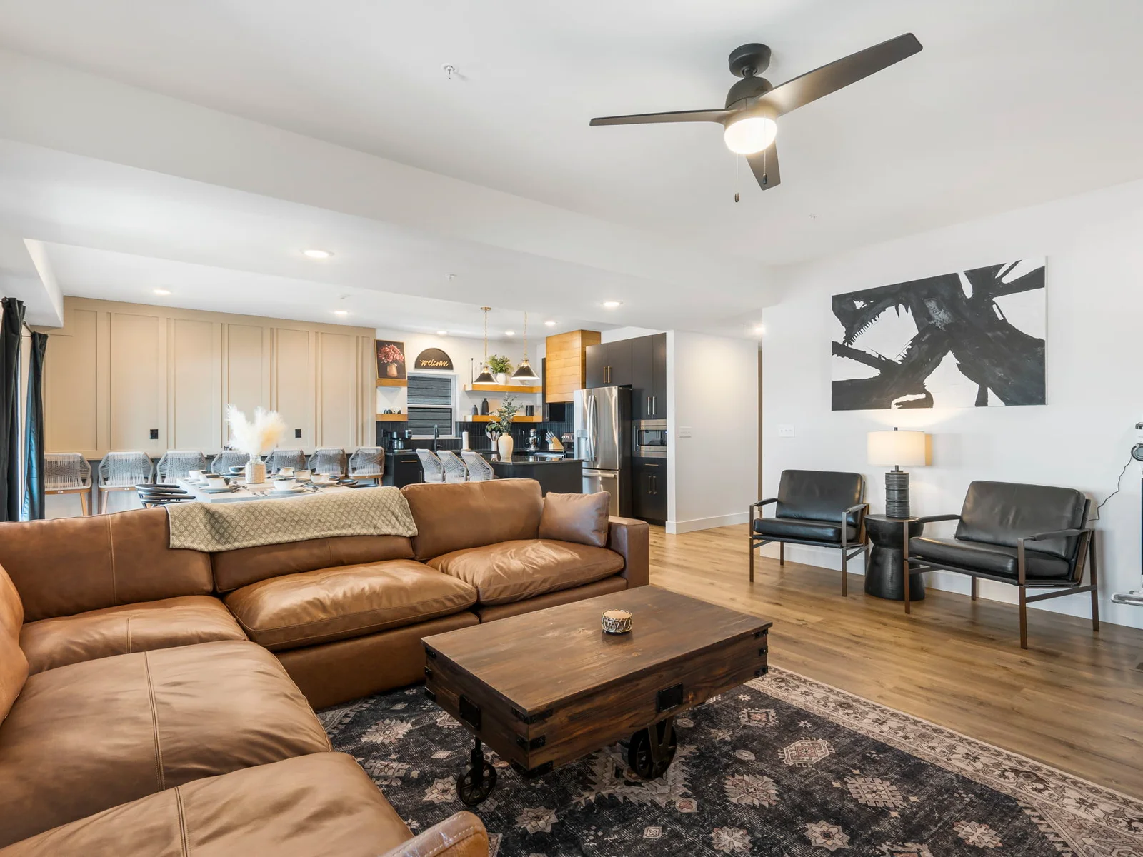 Living/dining/kitchen