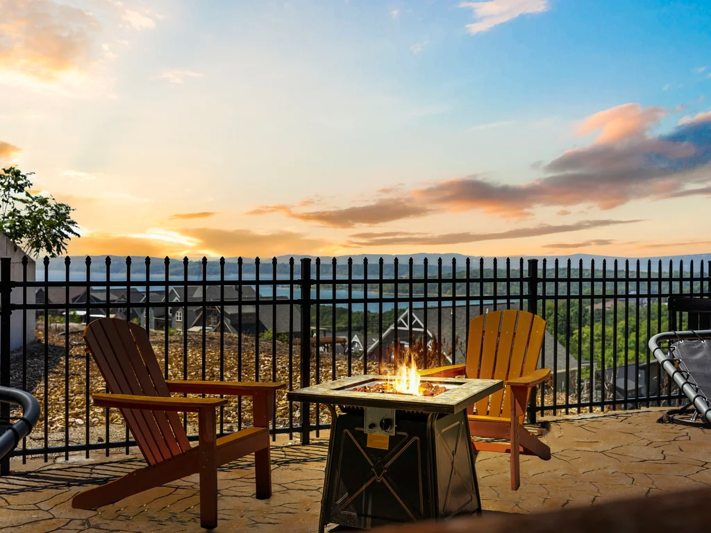 Ridgetop Retreat