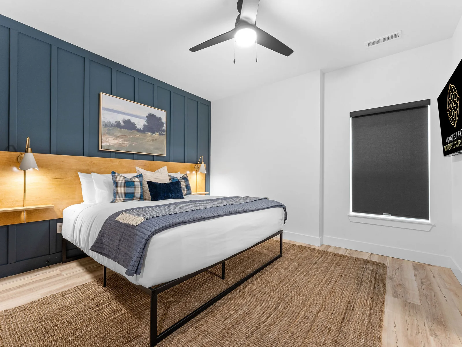 Lower level king bedroom w/ ensuite