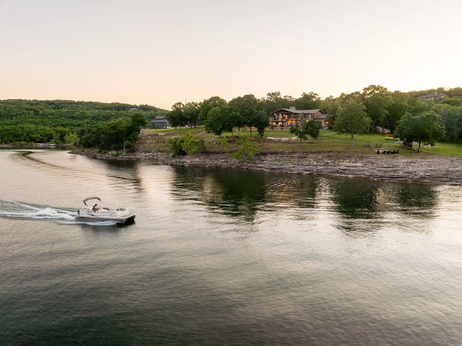 Experience the beauty of the shoreline from the water and enjoy lake adventures at your own pace.