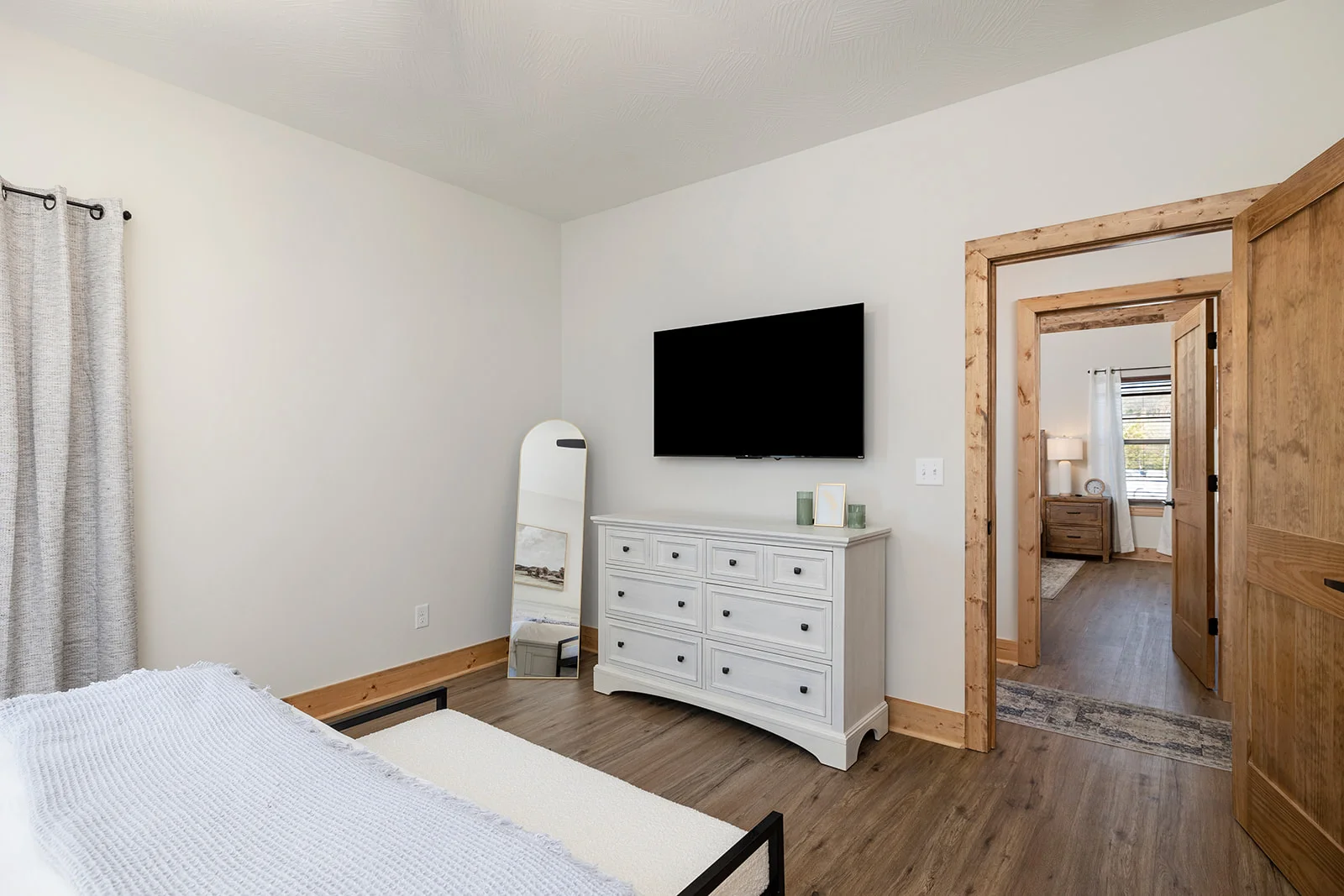 Main level king bedroom #2 w/ ensuite