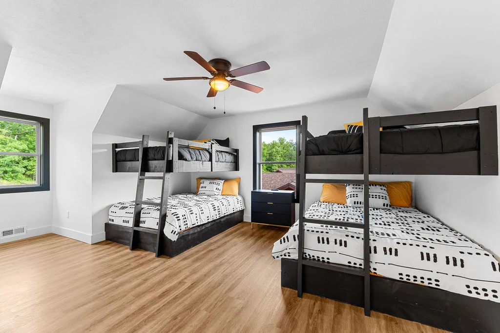 Upper level bunk room #2