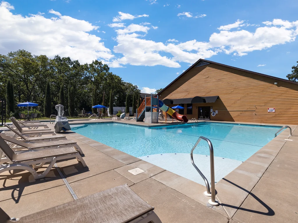 Rustic River Lodge