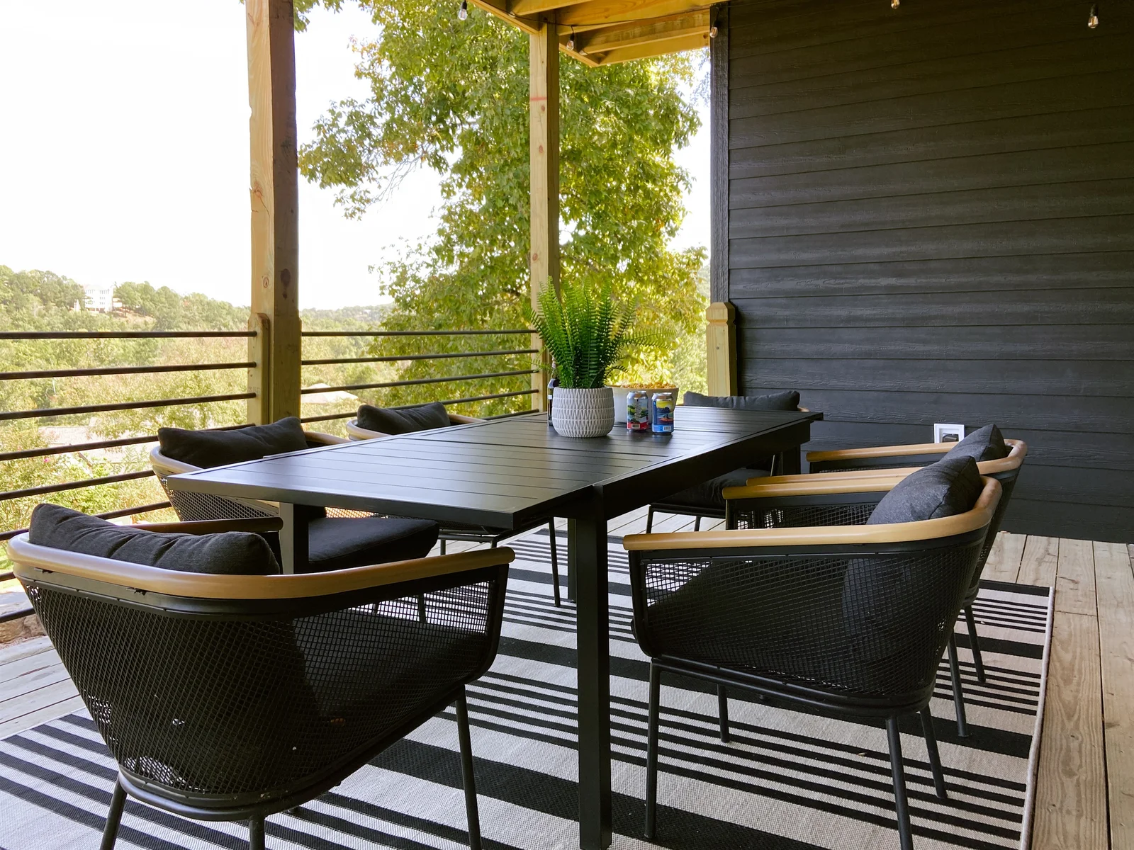 Lower level outdoor dining