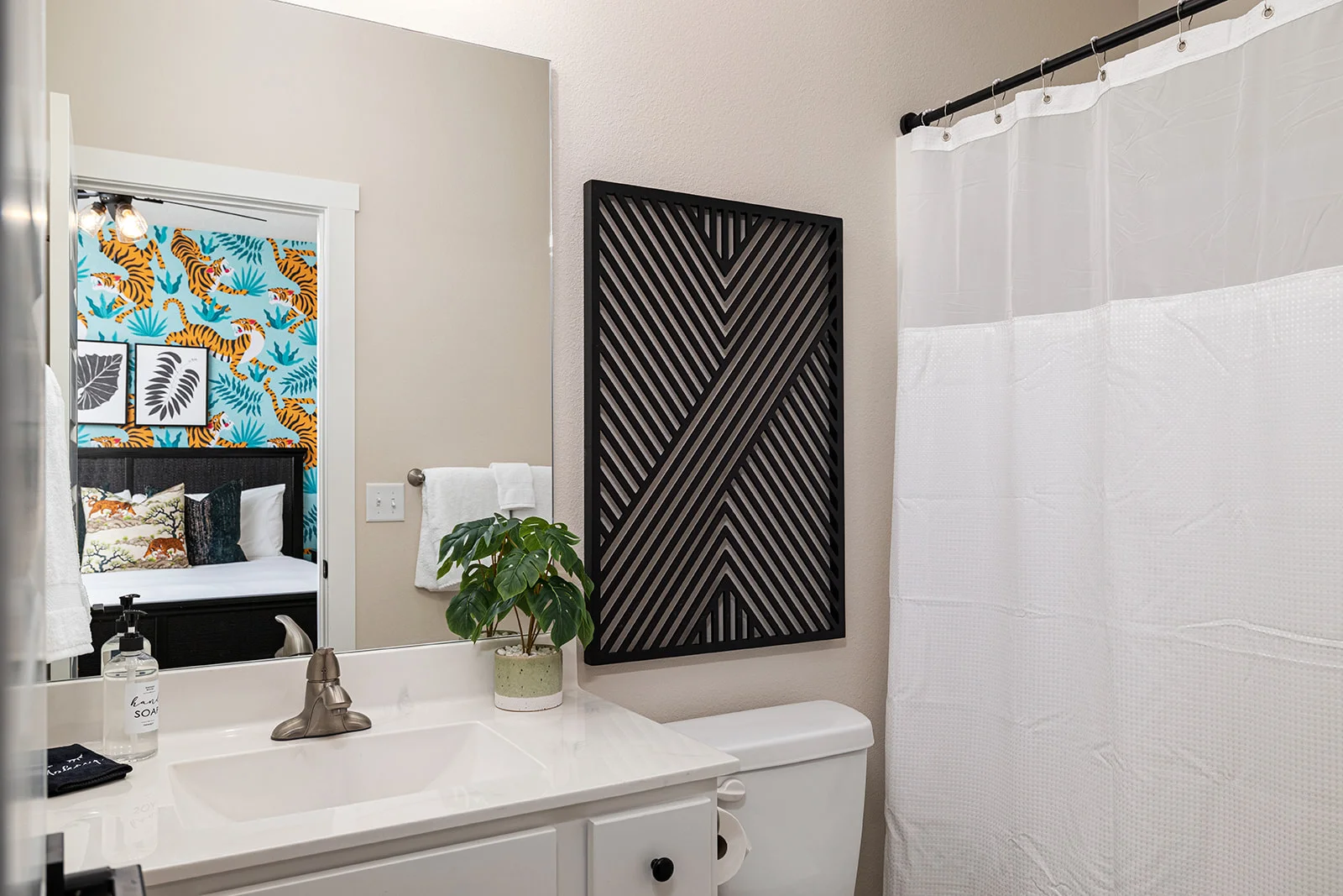 Ensuite bath