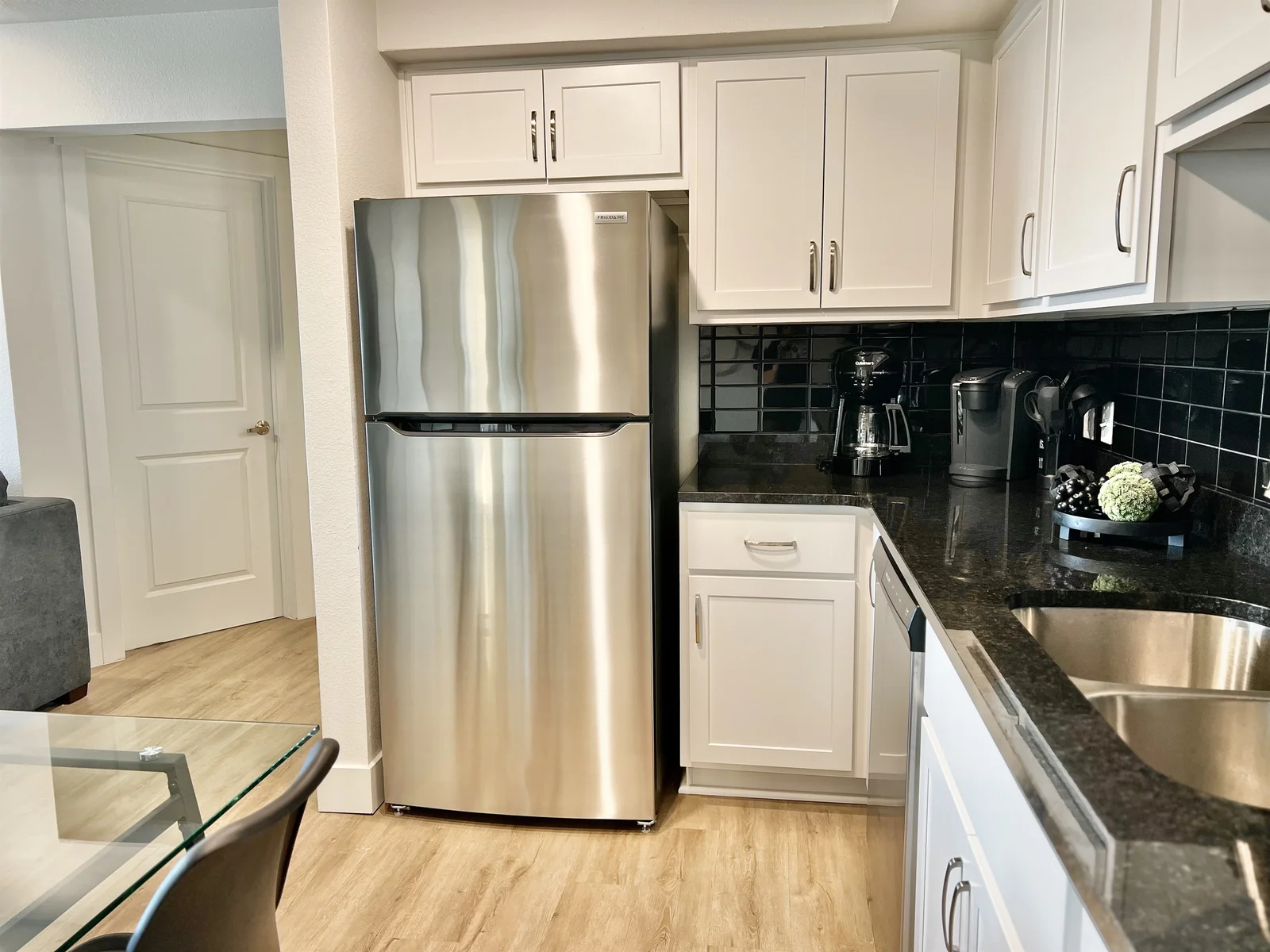 Fully equipped kitchen! Just bring the food!