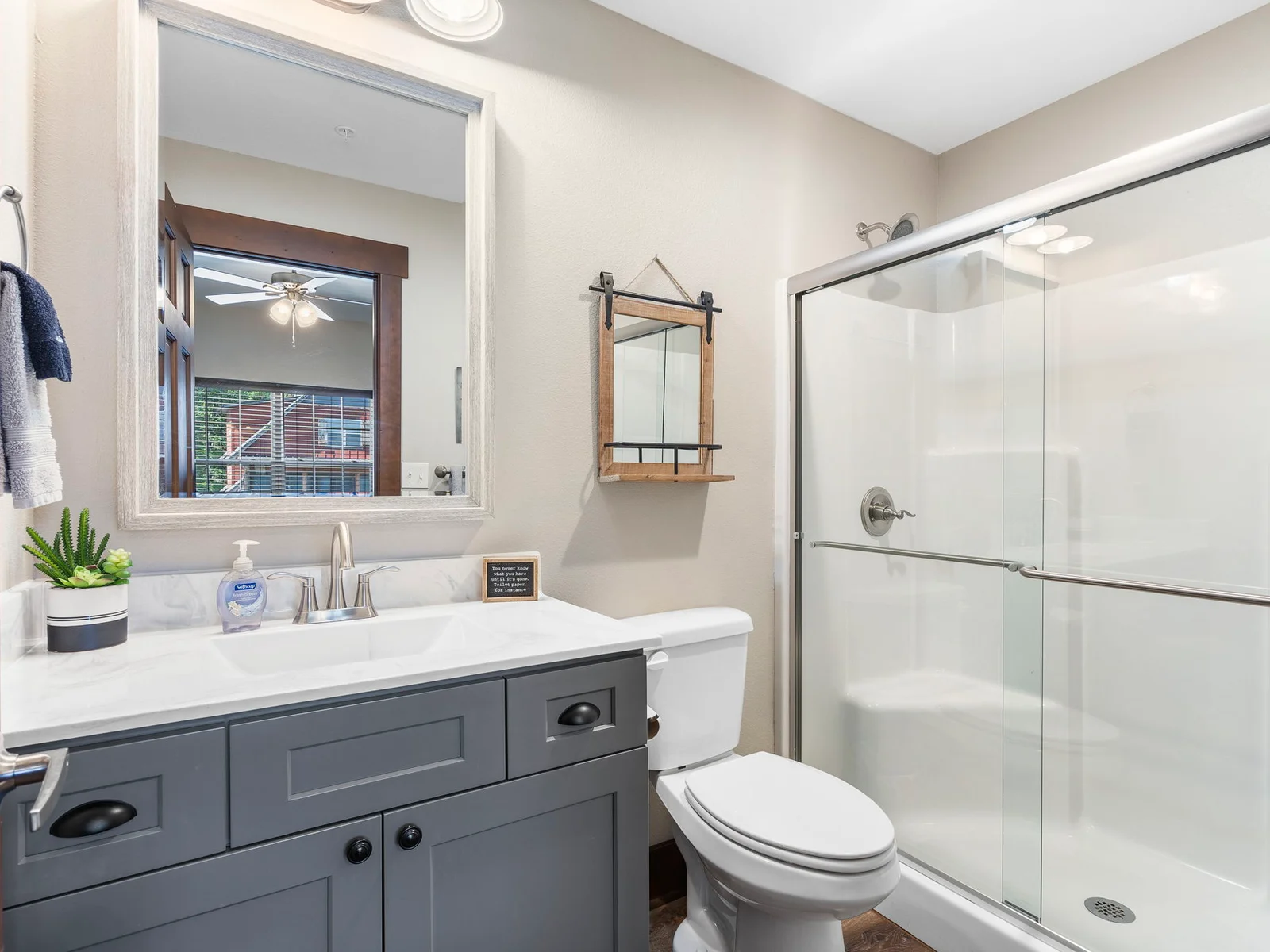 Lower level king bathroom