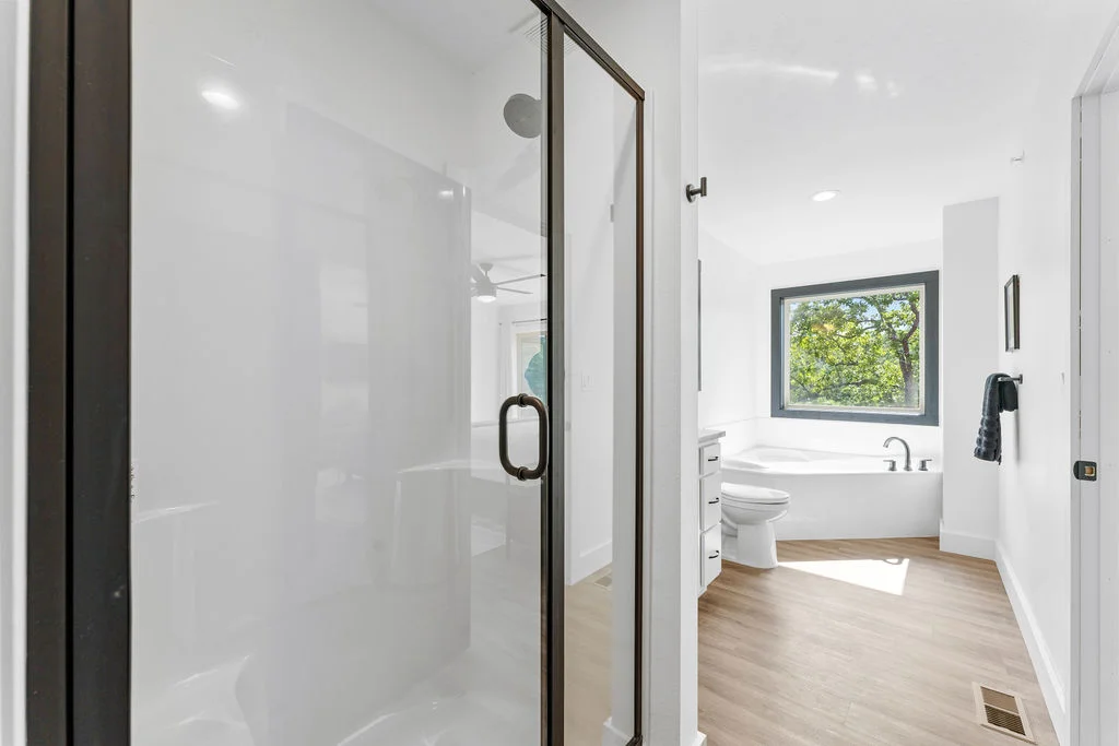 Ensuite bathroom