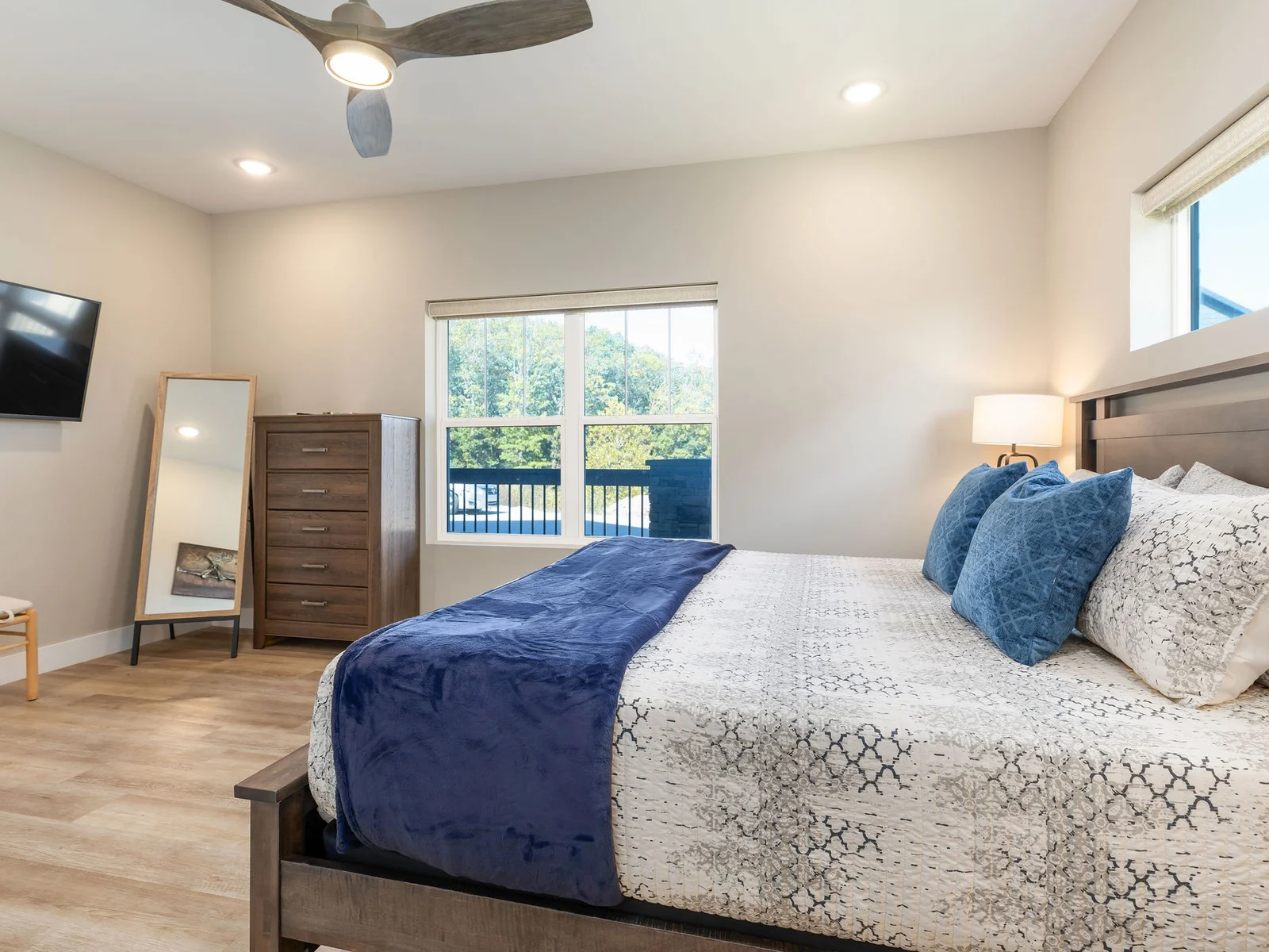 Main Level King bed #1