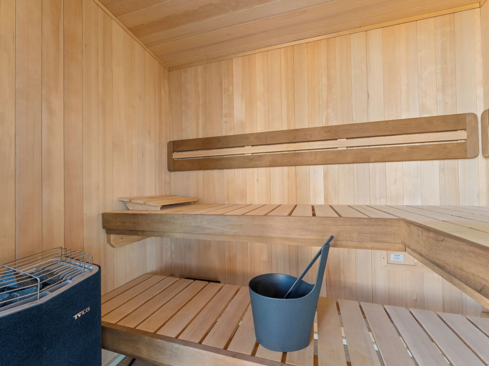 Wellness porch. 4-person Swedish Sauna by Tylo.